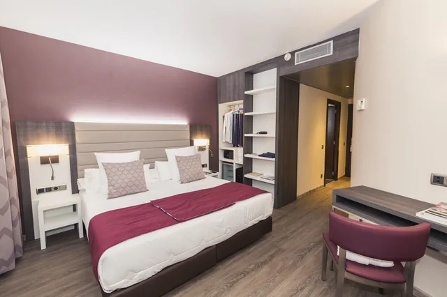 غرفة سوبيريور مفردة بسرير كوين، Hotel Ronda Lesseps 5/10
