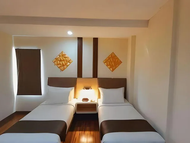 Deluxe, Twin Beds, Sub City Hotel 3/4