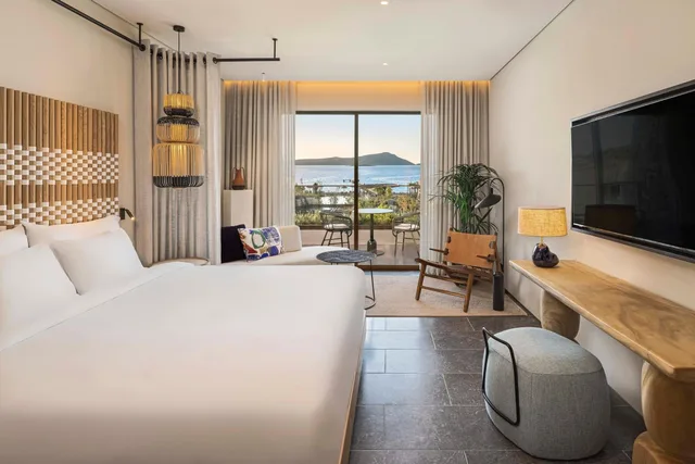 Panorama, Guest Room, Superior, King Bed, Sea View, Sofa، W Costa Navarino 1/2