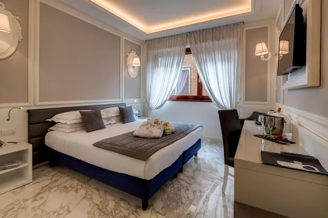 غرفة مفردة بسرير مزدوج، Grande Albergo Roma 2/8