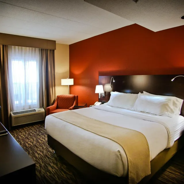 غرفة بسرير كينج لذوي الإعاقة، Pearl Street Hotel & Suites - Downtown 1/8