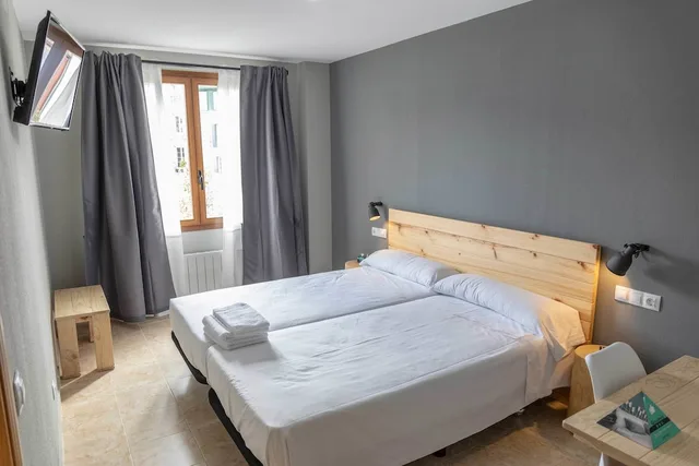 غرفة سوبيريور بسرير مزدوج، Albergue Alda Estella Hostel 1/6