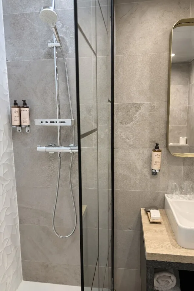 غرفة كلاسيكية بسرير مزدوج، Best Western Plus Opera Batignolles 3/5