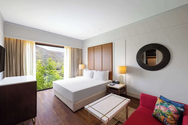 غرفة ديلوكس بشرفة، Radisson Blu Resort, Kumbhalgarh 2/6