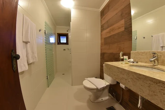 غرفة ديلوكس رباعية بسرير كوين، Hotel Cabanas Tio Muller 2/2