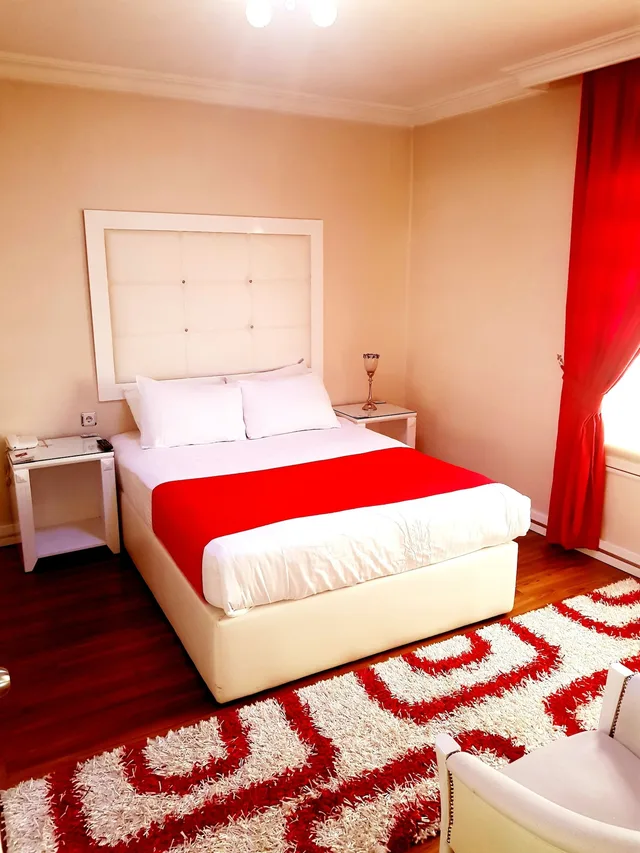 Family, Double and Twin Beds, Business Park Otel 1/4