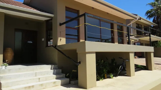 21 Klein Karoo Street، Oudtshoorn 3/35