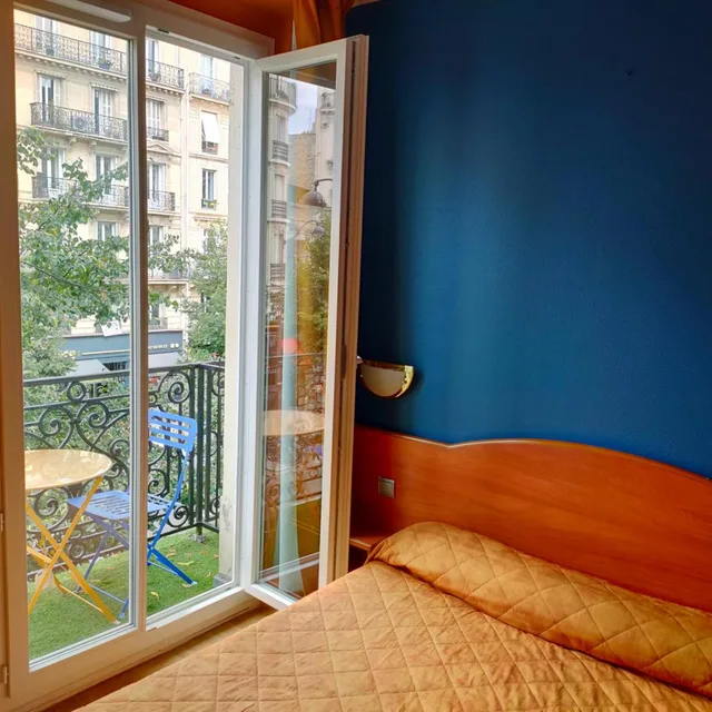 غرفة قياسية بسرير مزدوج، Hotel Ferney Republique 2/5