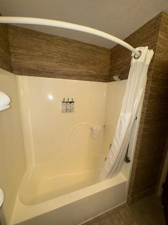 غرفة بسريرين كوين، Wyndham Garden Anchorage Airport 5/6