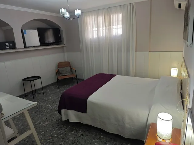 1 Bedroom, Semi Basement, Economy, Twin Beds، Hotel Miraya 2/5