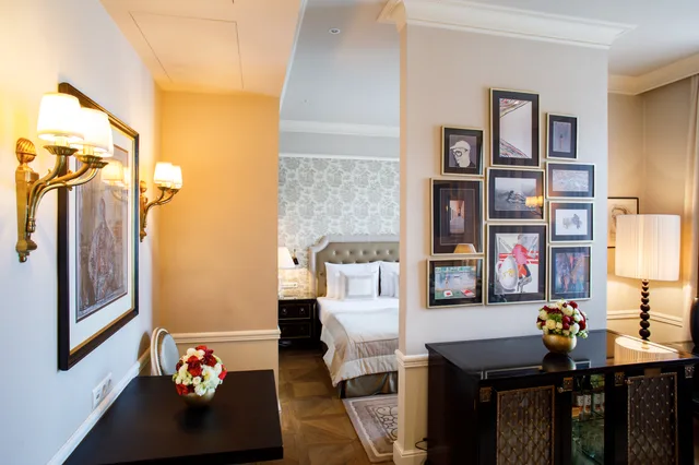 جناح، Hotel Sacher Salzburg 2/2