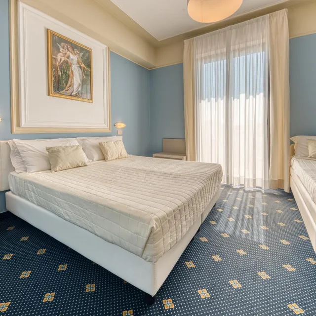 Deluxe, Hotel Augustus 2/10