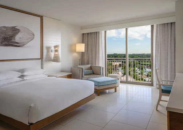 Room, King Bed, Fountain View، Grand Hyatt Baha Mar 2/9