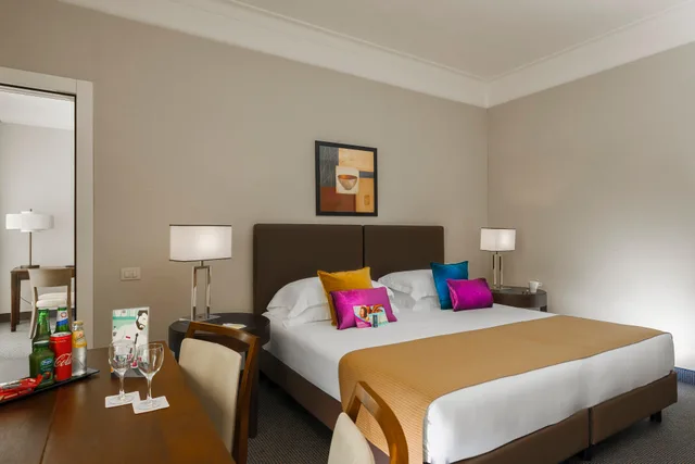جناح بسرير كينج، Crowne Plaza St Peter S 1/8