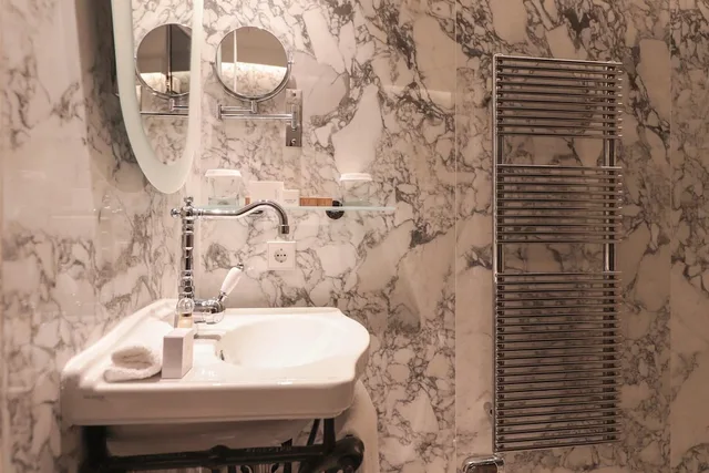 غرفة صغيرة بسرير كوين، MYR Palacio Vallier 5/8