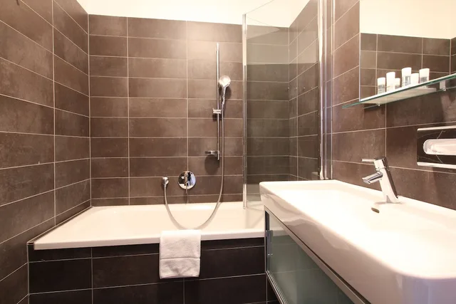 شقة بسريرين مزدوجين وسرير بطابقين بشرفة بغرفتي نوم، Avenida Mountain Resort Kaprun 5/5