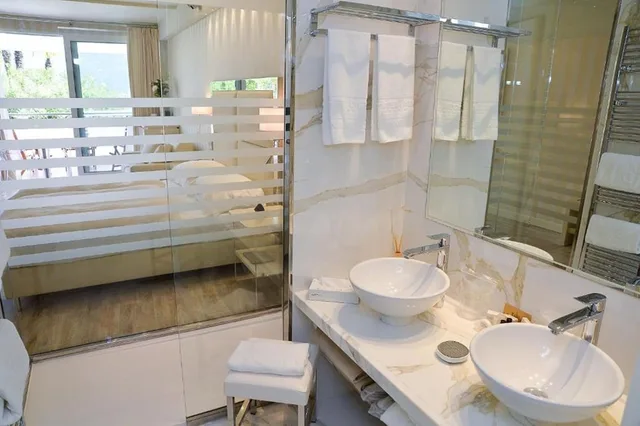 جناح جونيور بسرير مزدوج بإطلالة على البحيرة، Park Hotel Imperial Centro Tao Natural Medical Spa 5/5