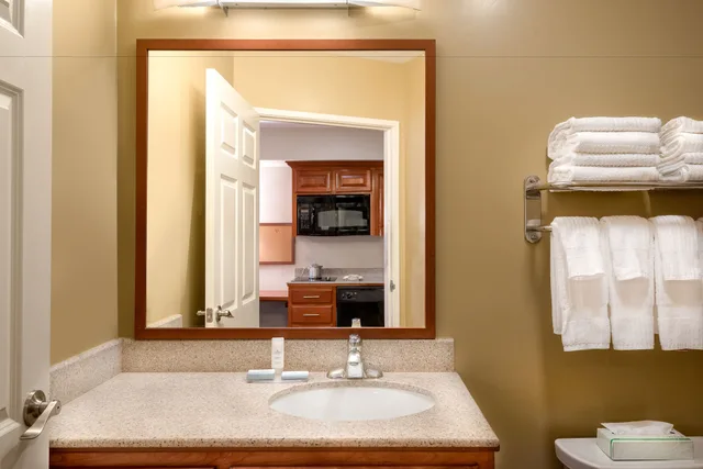 جناح استوديو بسرير مزدوج، Candlewood Suites LAX Hawthorne 2/2