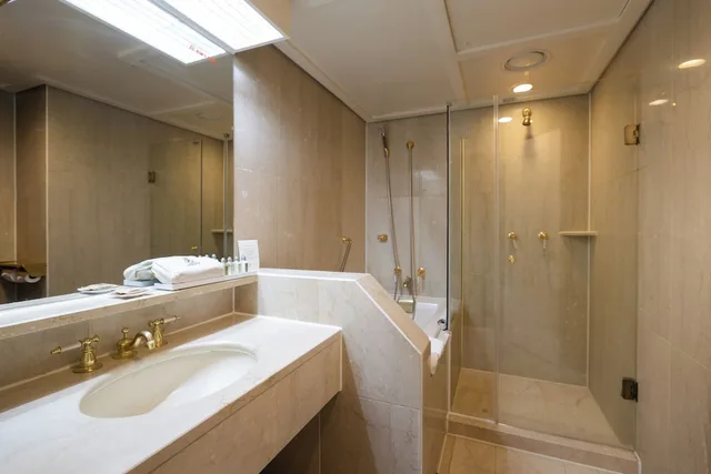My Car, Deluxe, 1 Double and 1 Single Bed، Kensington Hotel Pyeongchang 4/4
