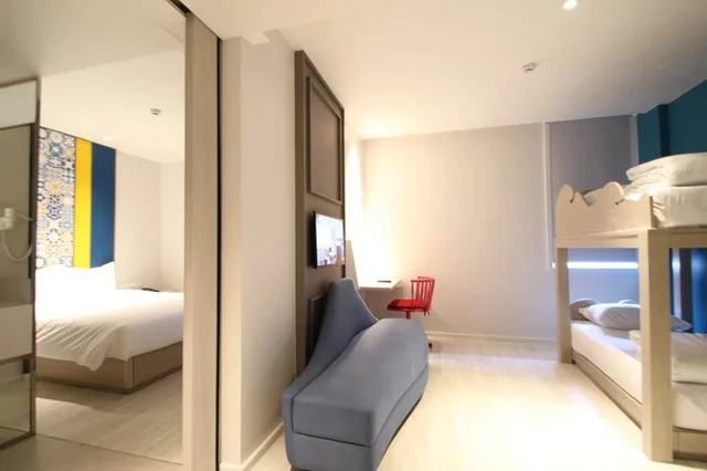 جناح عائلي بسرير مزدوج وسرير بطابقين، Ibis Styles Phuket City 7/10
