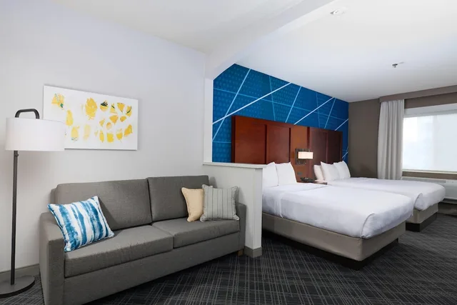 Studio, Suite, 1 Single and 2 Queen Beds, Comfort Suites Springfield RiverBend Medical 2/8