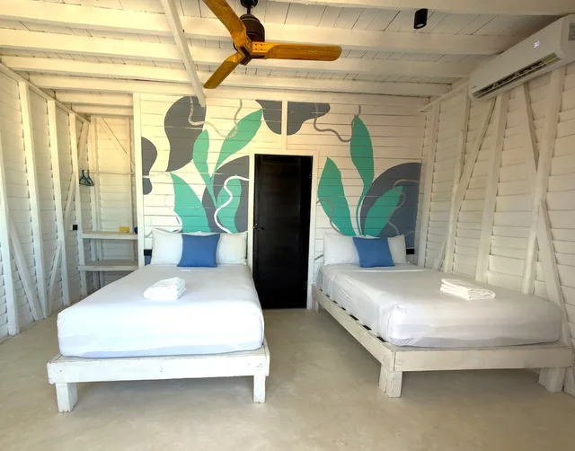 غرفة ديلوكس بسريرين مزدوجين بإطلالة على الشاطئ، El Faro by OOL Hotels 6/10