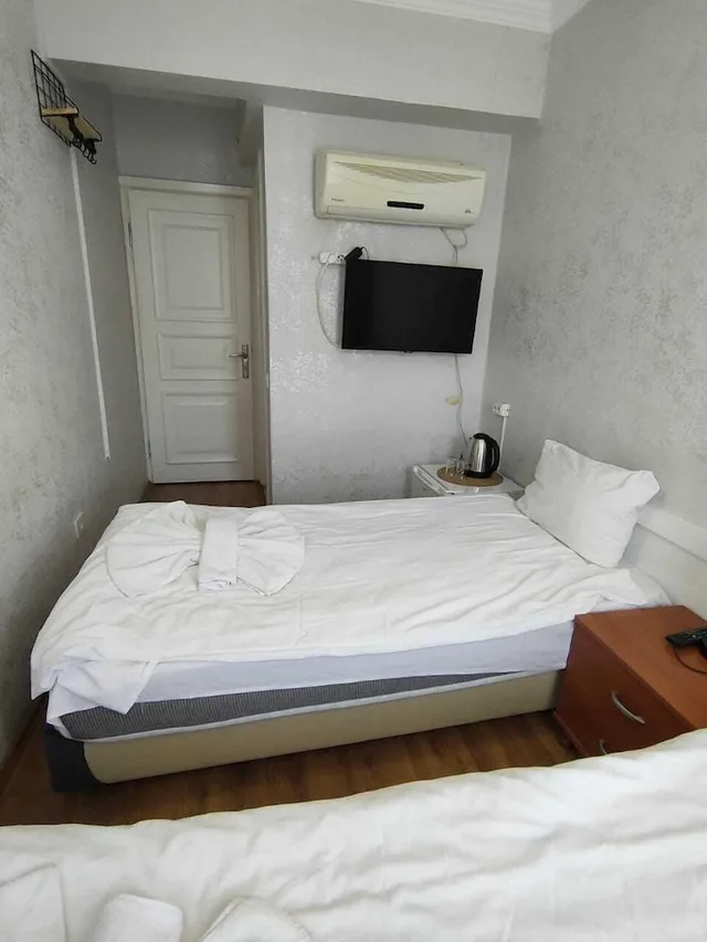 3 Bedrooms, Apartment, 2 King Beds, 3 Beds, Antique 4/10