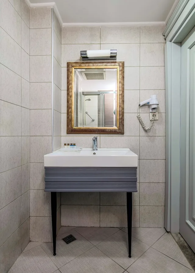 غرفة كلاسيكية بسريرين منفصلين، Tilia Hotel 6/9
