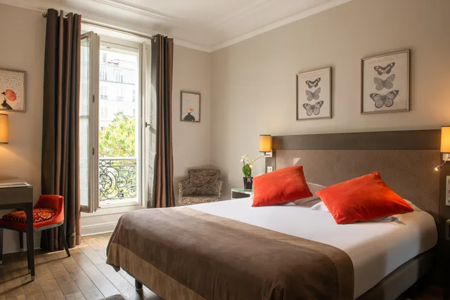 Superior, Arc De Triomphe View, Balcony، Hotel La Regence Etoile 1/4