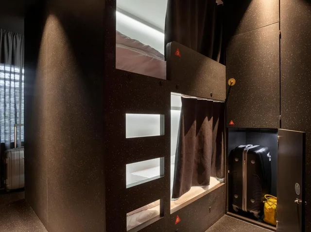 غرفة قياسية رباعية، Amistat City Hostel Barcelona 1/1