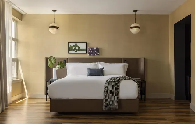 Broadway, Suite, King Bed، Kissel Uptown Oakland, in the Unbound Collection by Hyatt 3/10