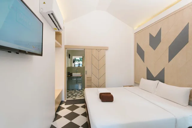 بنغل، Samed Tropical Resort 1/1