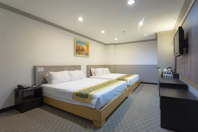 جناح عائلي بسريرين كوين، Hallmark Hotel Leisure 1/7