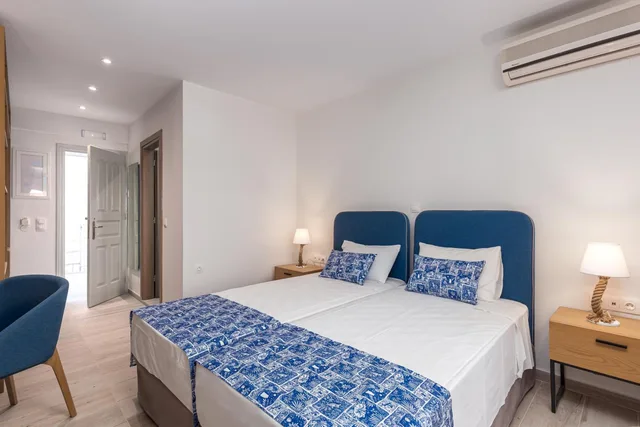 غرفة ديلوكس بسرير مزدوج أو سريرين منفصلين بإطلالة على البحر، Sirocco Hotel 10/10