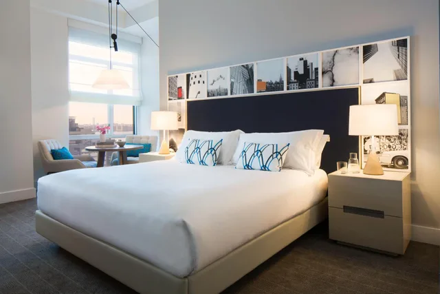غرفة قياسية بسرير كينج، Ink 48 Hotel 3/7