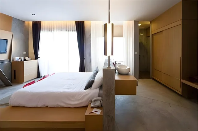 غرفة ثلاثية كبيرة، The Now Hotel 1/1