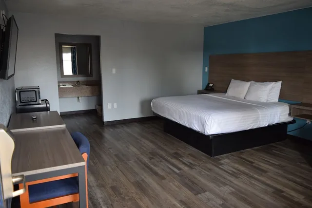 غرفة بسرير كينج، Americas Best Value Inn & Suites Murfreesboro 1/5