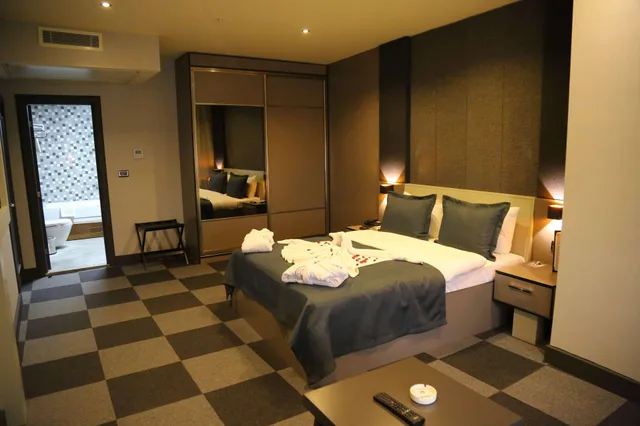 غرفة بسرير كينج، Tryp By Wyndham Istanbul Sancaktepe 2/4