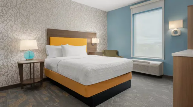 جناح بسرير كوين لذوي الإعاقة، Home2 Suites by Hilton Cincinnati Eastgate 1/1