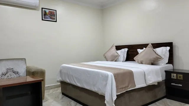 غرفة تنفيذية بسرير كينج، Hans Place Hotel 4/8