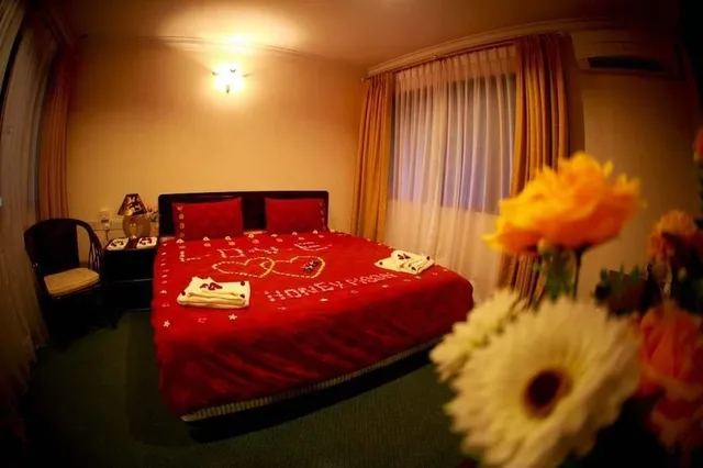 شاليه بسرير كينج، Pangkor Sandy Beach Resort 2/3