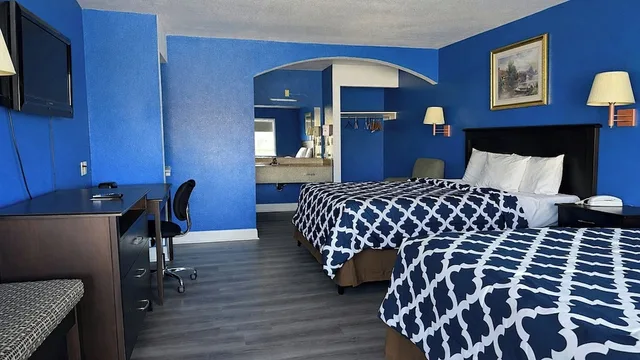 غرفة بسريرين كوين، Apollo Lodge and RV Park 7/10
