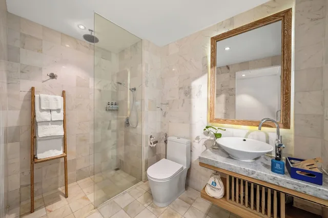 Deluxe, King Bed, Pool or City View, Balcony، Risemount Premier Resort Danang 5/5