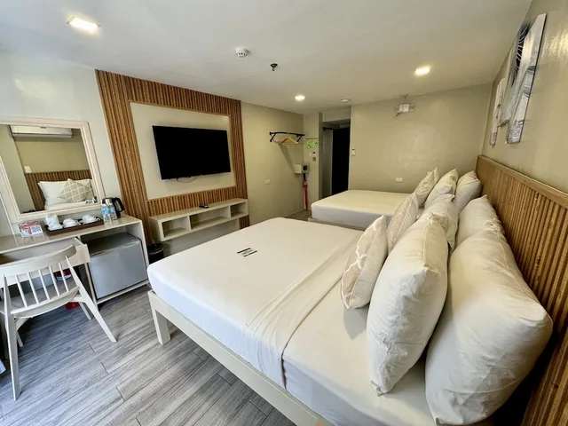 غرفة بريميير بسريرين كوين، Red Coco Inn de Boracay 5/9