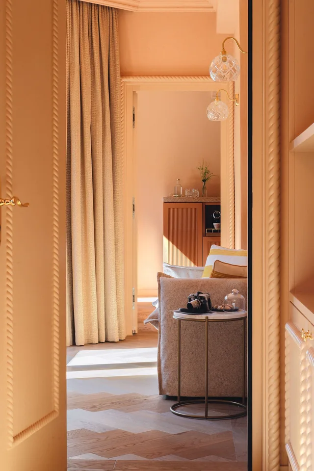 غرفة عائلية بسريرين كينج مع أريكة، Parkhotel Beau-Site 3/3