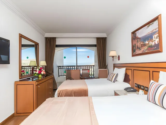 غرفة مفردة بسرير مزدوج بإطلالة جزئية على البحر، Royal Mirage Hotel Agadir 1/1
