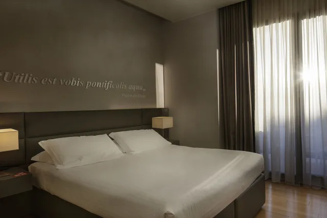 Suite, King Bed, Hotel Majestic Galzignano 1/2