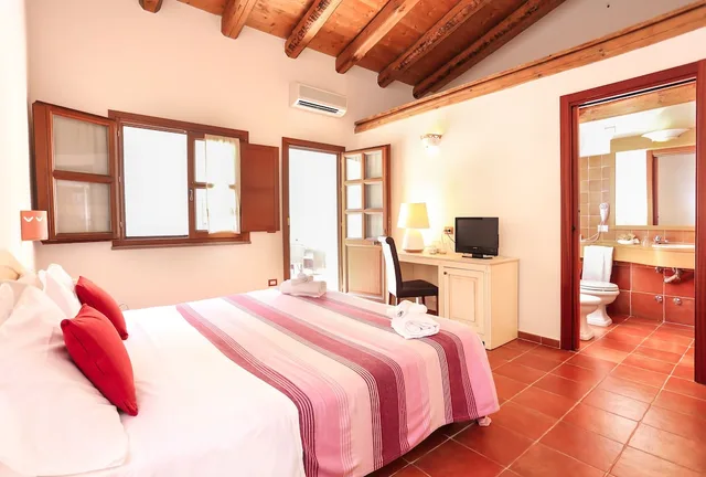 غرفة كلاسيكية بسريرين منفصلين، Alghero Resort Country Hotel 1/6