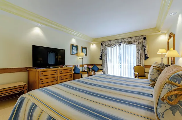 Room, Twin Beds, Garden View, Olissippo Lapa Palace 2/3
