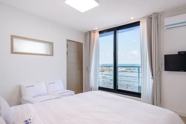 غرفة ديلوكس بسرير مزدوج، On The Sea Pension 1/10